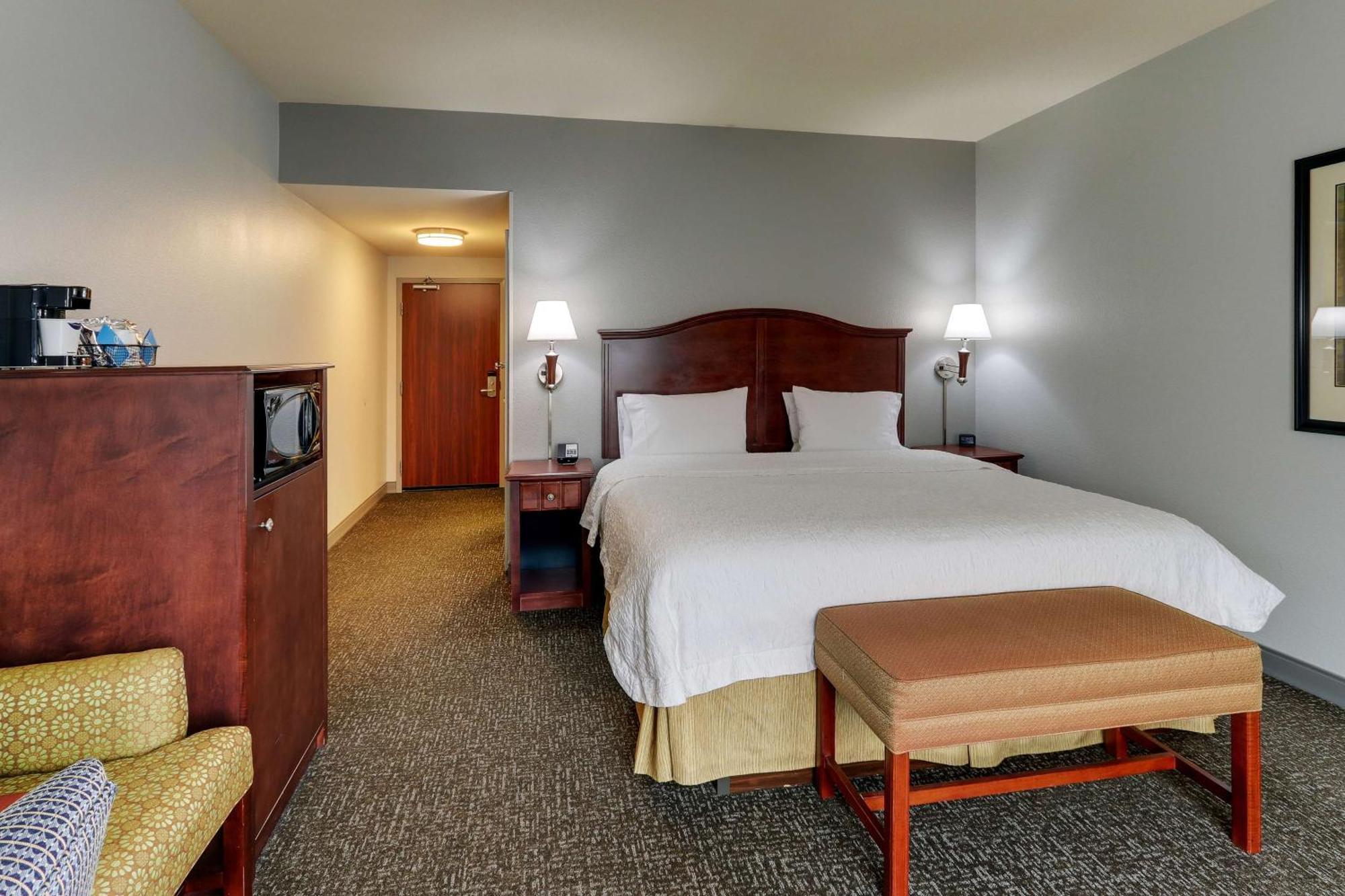 Hampton Inn & Suites Indianapolis-Airport Exterior foto